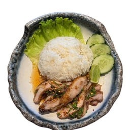 ข้าวหน้าน้ำตกคอหมูย่าง