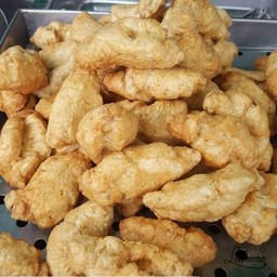 ลูกชิ้นปลารักบี้