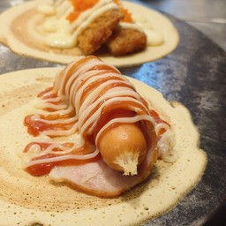 โตเกียวไส้กรอกพันเบคอน