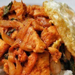 ไก่ผัดพริกเผา