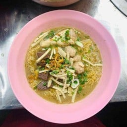 ก๋วยจั๊บBB -ถนนแจ้งสนิท