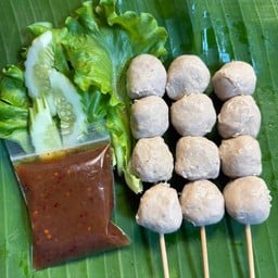 ดีดีลูกชิ้นทอด ตลาดสดเทศบาลมาบตาพุด