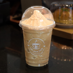 คาราเมลมัคคิอาโต้ปั่น