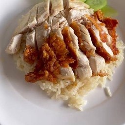 ข้าวมันไก่ผสมต้มทอด