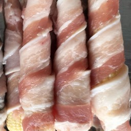 สามชั้นพันข้าวโพดอ่อน