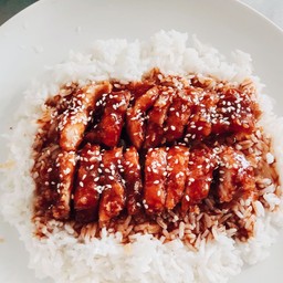 ข้าวปลาทอดซอสพริกเกาหลีโกชูจัง