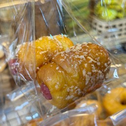 ปังไส้กรอกทอด