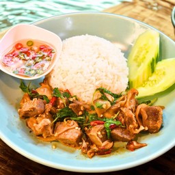 กะเพราหมูตุ๋น