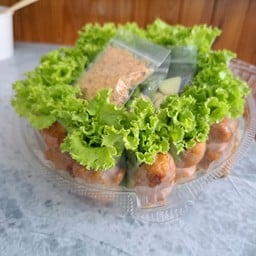 แหนมเนืองม้วนโรล 12ชิ้น