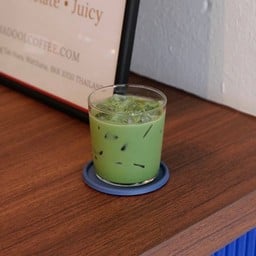 Matcha latte ( cold )