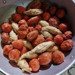 ร้านผัดกระเพราปากแดง