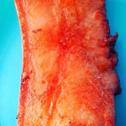 หมูกรอบหั่นชิ้น250กรัม+น้ำจิ้มแจ่ว