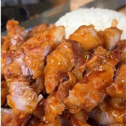 หมูทอดซอสน้ำปลา(สันนอก)