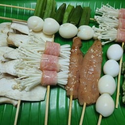 ลูกชิ้นทอด&หม่าล่า(ตลาดพี่หมี)