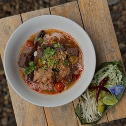 ขนมจีนน้ำเงี้ยวเส้นสด