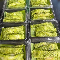 ทองม้วนสดใบเตยมะพร้าวอ่อน 1 กล่อง