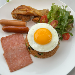 ข้าวผัดอเมริกัน (Amarican fried rice)
