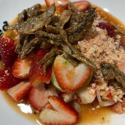 ตำสตอเบอรีี่น้ำปลา