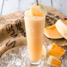 ร้านน้ำผลไม้ปั่นบุฟเฟ่ต์39ตลาดหน้าวัดไร่กล้วย