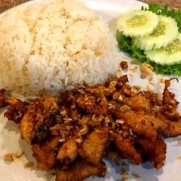 ไก่ทอดกระเทียม