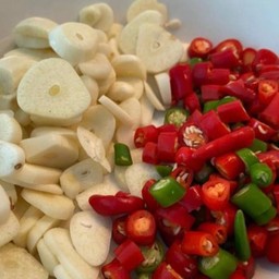 พริก กระเทียม