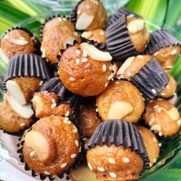 ครัวไก่ชน (ข้าวกล่องเทอริยากิ & ผลไม้ปอกพร้อมทาน)