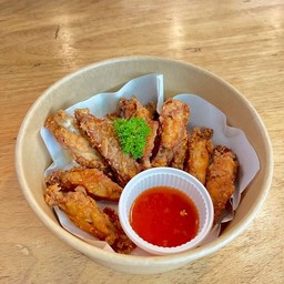 ไก่น้องน้อย