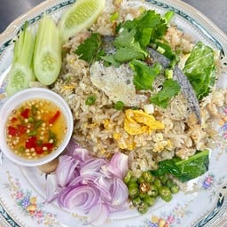 ข้าวผัดปลาทูโบราณ