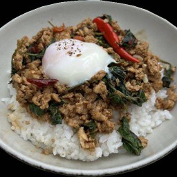 กะเพราหมูสับ