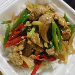 ผัดพริกอ่อน