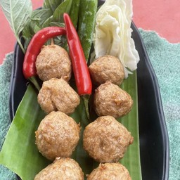 ลูกชิ้นเนื้อเด้งๆๆสู้ฟัน