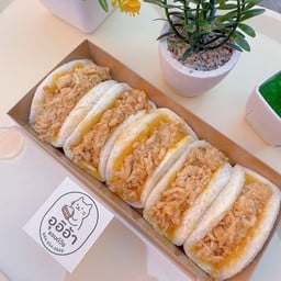 อุอิอ้า แซนด์วิช