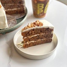 เค้กแครอท  1  ชิ้น