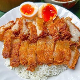 ข้าวสามชั้นทอดน้ำปลาน้ำจิ้มแจ่วมะขาม