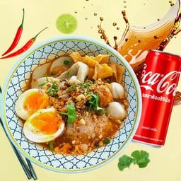 [อร่อยซ่ากับโค้ก] ก๋วยเตี๋ยวต้มยำหมูมะนาว -แนะนำ- +  โค้ก ออริจินัล (กระป๋อง)