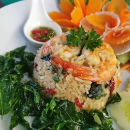 ข้าวผัดขี้เมาทะเล