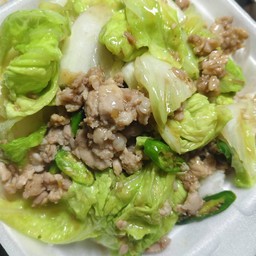 ผัดผักกาดขาว