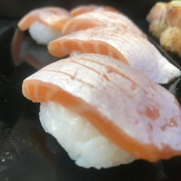 ท้องปลาแซลมอน