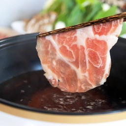 หมูคุโรบุตะสไลด์ (พรีเมียม)