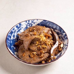 ตับหมูทอดกระเทียม Stir Fried Pork Liver With Garlic