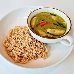 มาม่าแกงเขียวหวานไก่