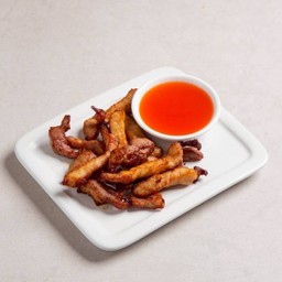 หมูทอดแดดเดียว Deep Fried Sun Dried Pork