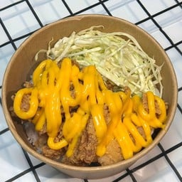 ไก่ทอด ซอสชีสซี่ ( กับข้าว ไก่ทอด 2 ชิ้น )