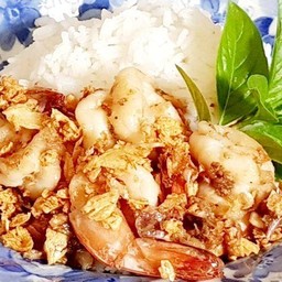 ข้าวกุ้งผัดกระเทียม