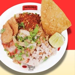 ก๋วยเตี๋ยว แซ่บแห้ง