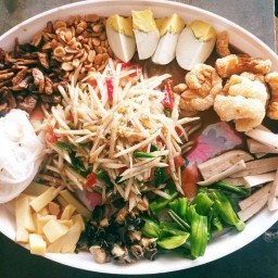 แหล่โสตายหน้า ม.ราชภัฎเจ้าเก่า ตลาดมาลิน