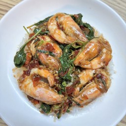 กะเพรากุ้ง กับข้าว