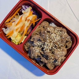Beef Slice Rice with Japanese Sauce