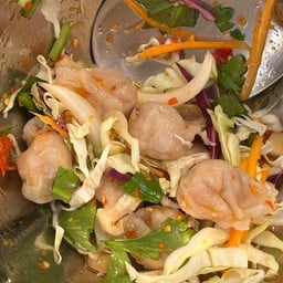 ยำเกี๊ยวปลา