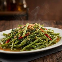 ผัดผักบุ้งจีนไฟแดง